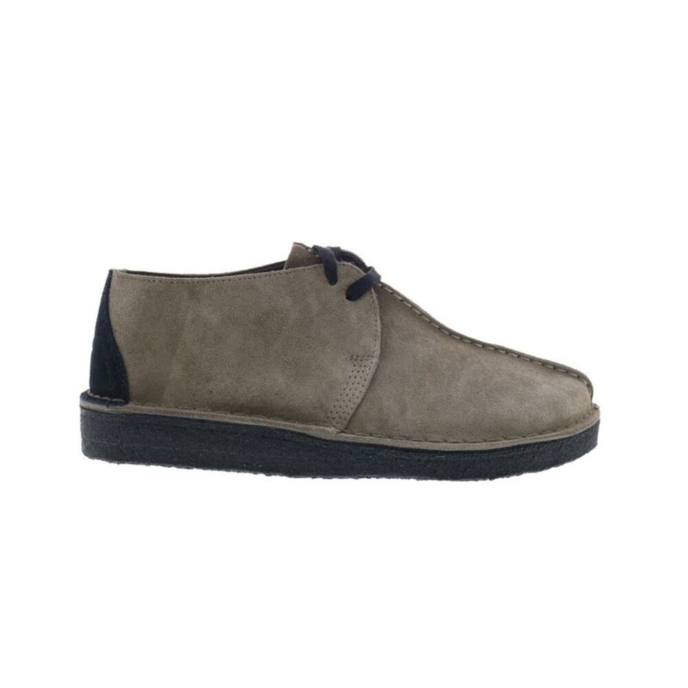 Clarks Mens Desert Trek Gray Shoes (NWT)